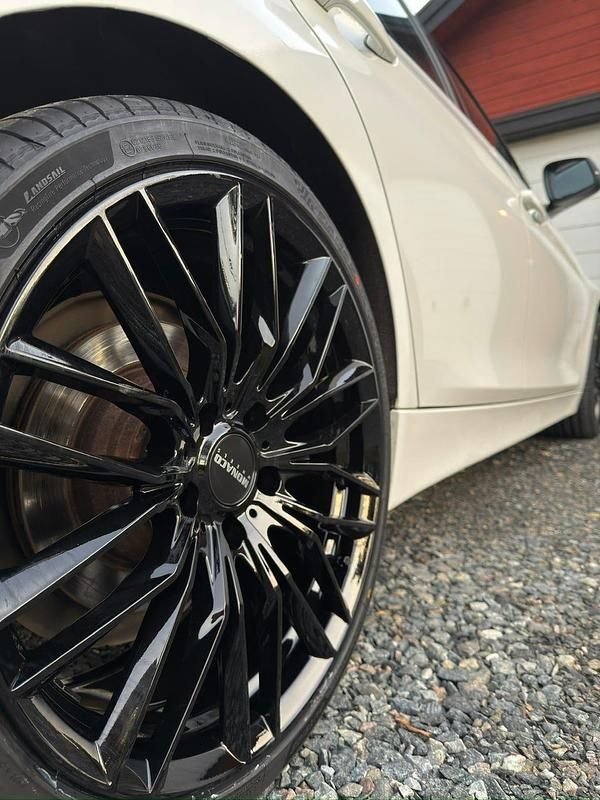 Begagnad BMW 320 184 HK (135 kW) 2013 Kombi