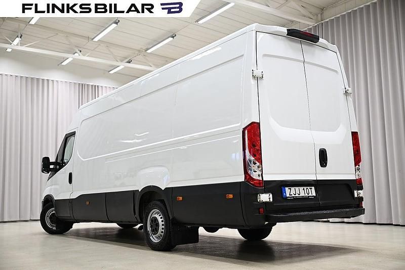 Begagnad Iveco Daily 136 HK (100 kW) 2023 Vit Van