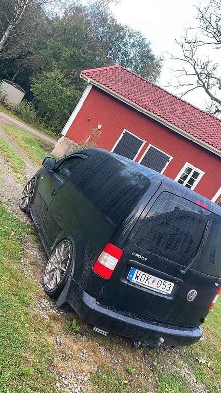 Begagnad VW Caddy 105 HK (77 kW) 2005 Minibuss
