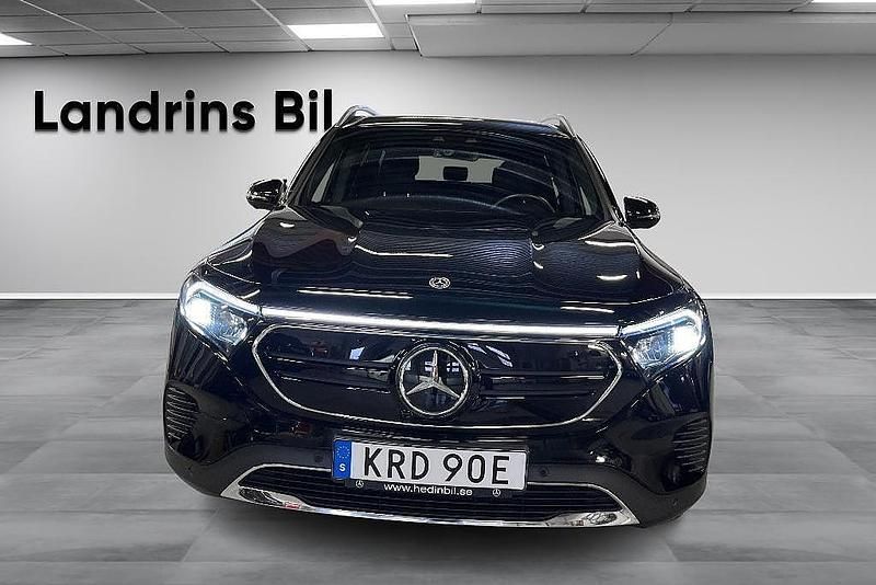 Begagnad Mercedes EQB300 Progressive 167 kW (228 HK) 2022 Svart SUV