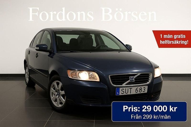 Blå Begagnad 2006 Volvo S40 Kinetic Sedan | 29 000 kr (Marknadspris) - Bild 1/4