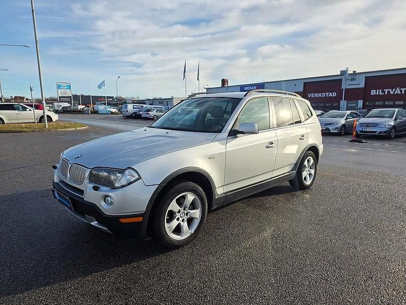 Silver Begagnad 2007 BMW X3 SUV | 84 900 kr - Bild 1/4