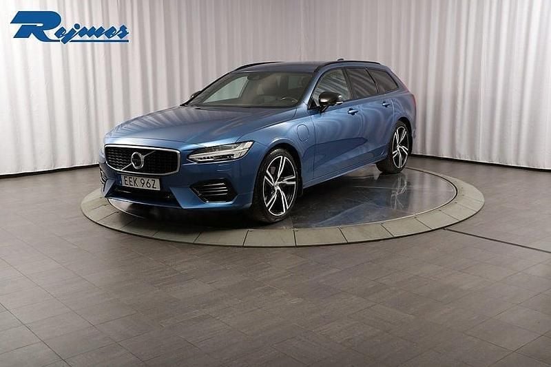 Begagnad Volvo V90 R-Design 303 HK (222 kW) 2019 Blå Kombi
