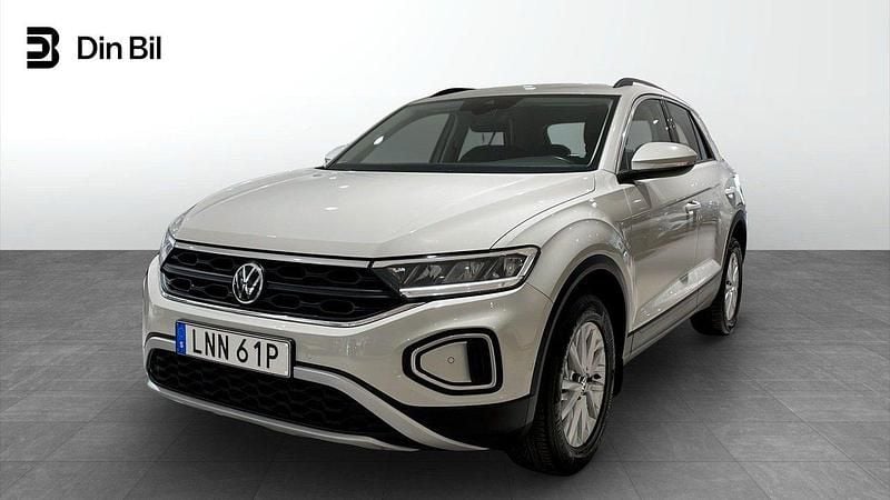 Grå Begagnad 2022 VW T-Roc Life SUV | 239 900 kr (Marknadspris) - Bild 1/4