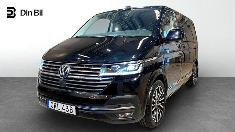 Svart Begagnad 2022 VW T6.1 Highline Van | 699 900 kr - Bild 1/4