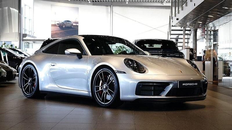 Silver Begagnad 2022 Porsche 911 Carrera GTS Sportkupé | 1 579 000 kr (Marknadspris) - Bild 1/4