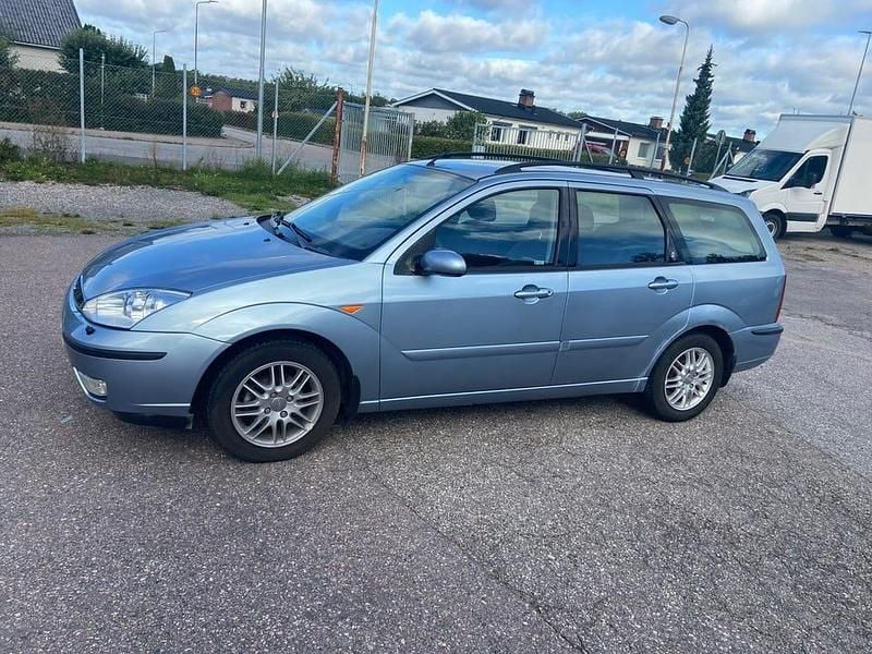 Begagnad 2004 Ford Focus Kombi | 22 900 kr (Marknadspris) - Bild 1/4