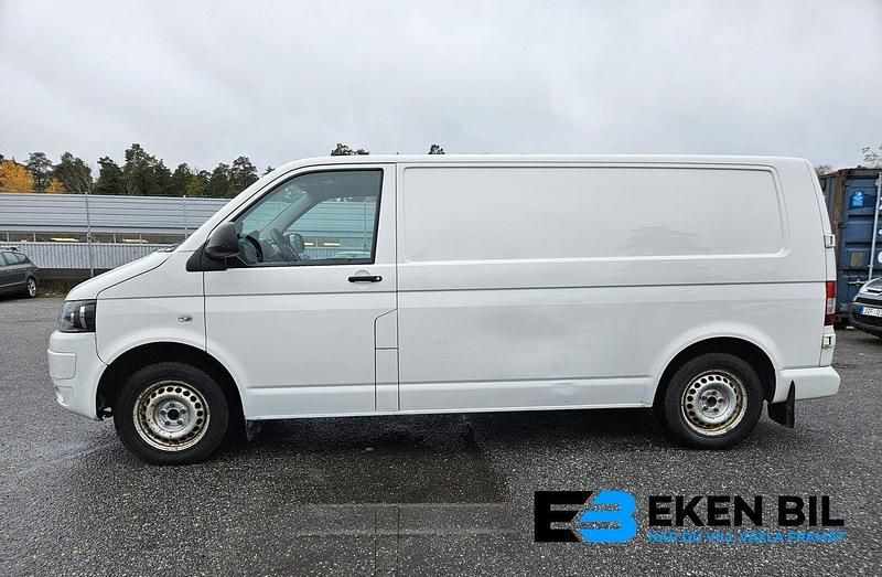 Vit Begagnad 2012 VW T5 Van | 84 500 kr (Superpris) - Bild 1/3