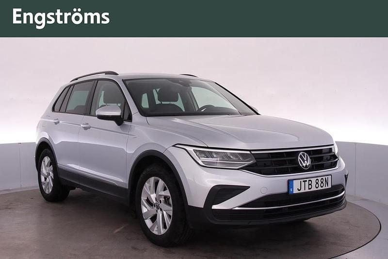 Begagnad VW Tiguan 150 HK (110 kW) 2022 Silver SUV