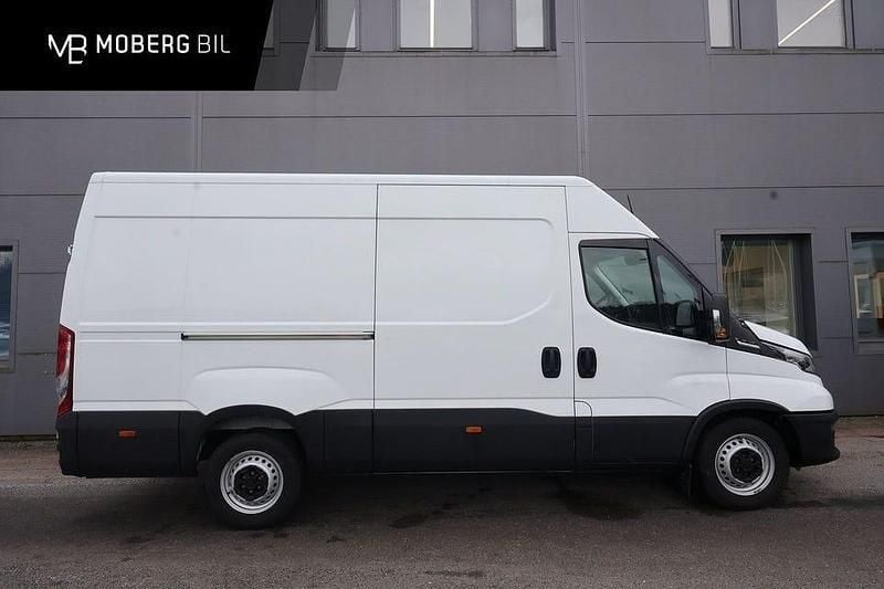 Begagnad Iveco Daily 136 HK (100 kW) 2024 Vit Van