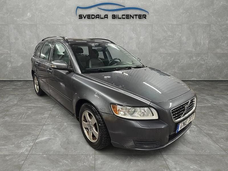 Begagnad Volvo V50 Kinetic 125 HK (91 kW) 2007 Grå Kombi