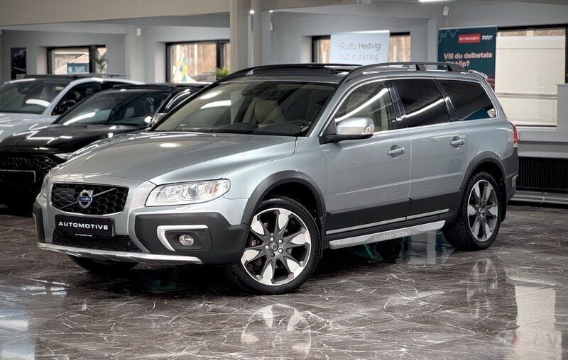 Silver Begagnad 2016 Volvo XC70 Standard SUV | 169 900 kr (Lite dyr) - Bild 1/4