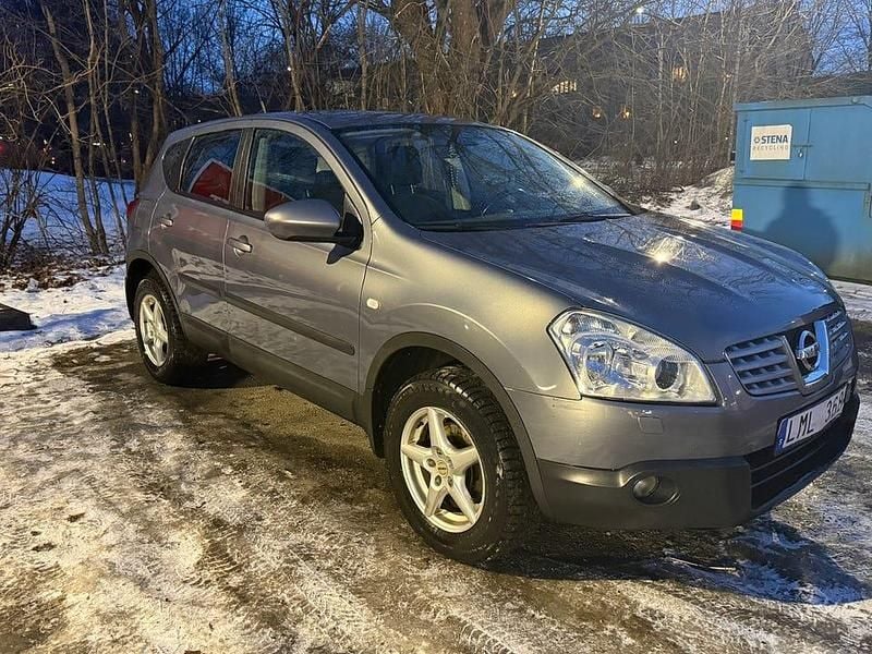 Begagnad Nissan Qashqai 141 HK (103 kW) 2009 SUV