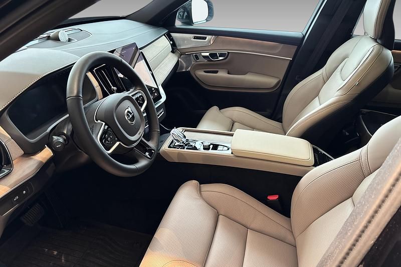 Ny Volvo XC90 Ultra 455 HK (334 kW) 2026 Svart SUV