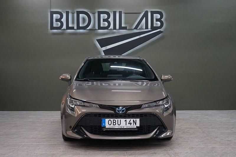 Begagnad Toyota Corolla Hybrid Active 122 HK (89 kW) 2019 Grön Halvkombi