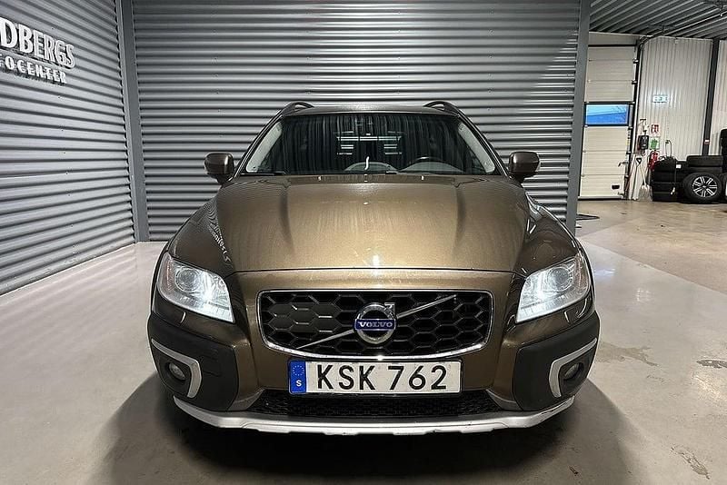 Begagnad Volvo XC70 Summum 181 HK (133 kW) 2015 Brun Kombi