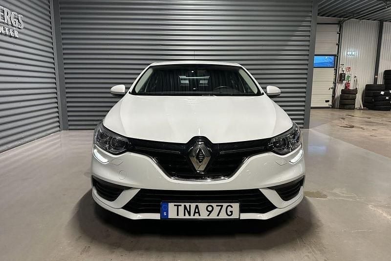 Begagnad Renault Mégane IV 115 HK (84 kW) 2019 Vit Halvkombi