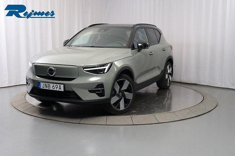 Grön Begagnad 2023 Volvo XC40 Ultimate SUV | 459 900 kr - Bild 1/4