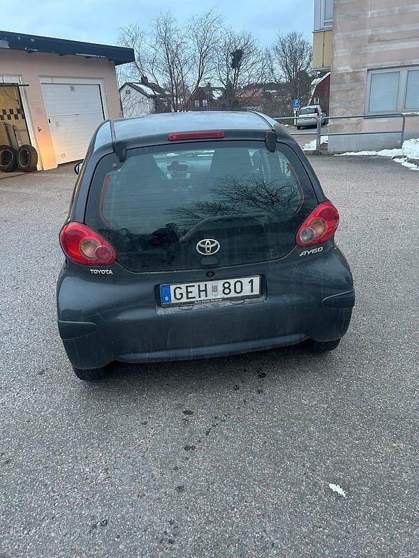 Begagnad Toyota Aygo 68 HK (50 kW) 2006 Halvkombi