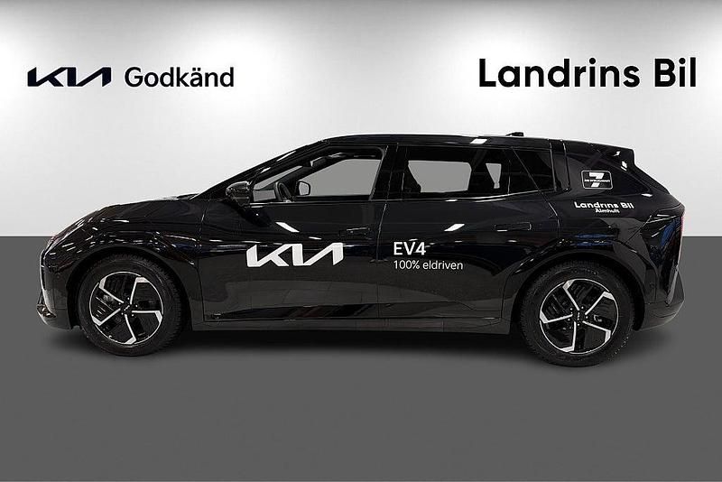 Begagnad Kia EV4 GT-Line 150 kW (204 HK) 2026 Svart Halvkombi