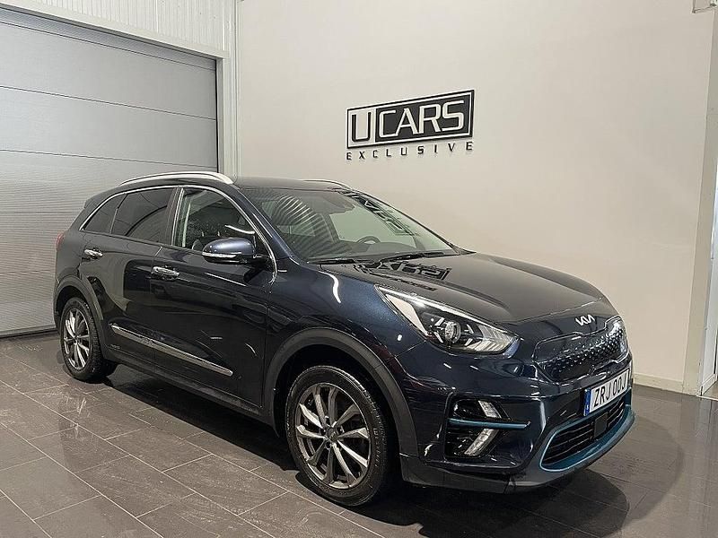 Blå Begagnad 2021 Kia e-Niro Advance SUV | 224 700 kr (Marknadspris) - Bild 1/4