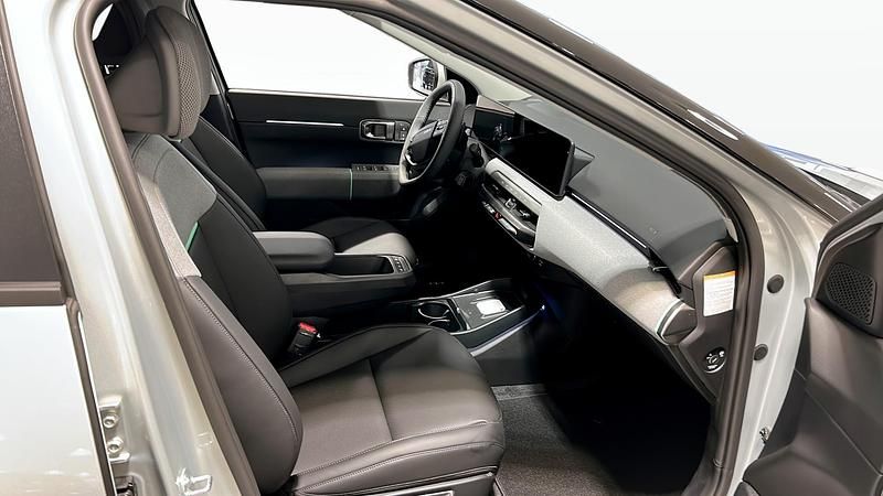 Begagnad Kia EV4 Plus 150 kW (204 HK) 2025 Grå Sedan