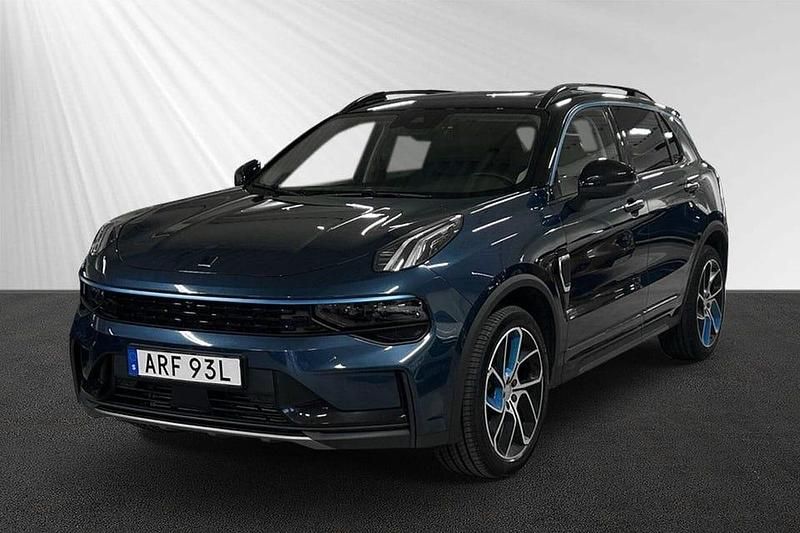 Begagnad Lynk & Co 01 264 HK (194 kW) 2022 Blå SUV