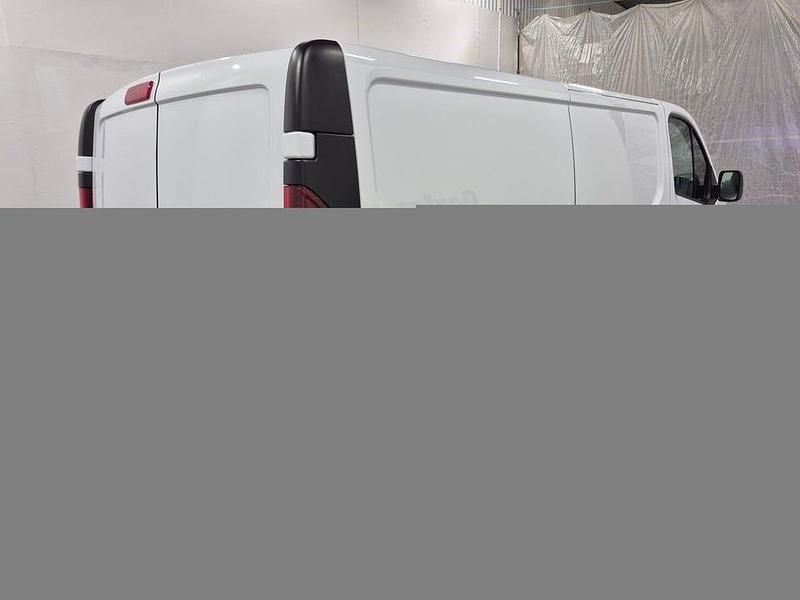 Begagnad Renault Trafic 121 HK (88 kW) 2019 Vit Minibuss