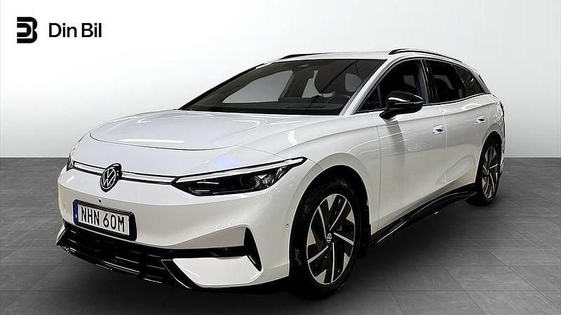 Vit Begagnad 2024 VW ID.7 Pro Kombi | 529 800 kr (Marknadspris) - Bild 1/4