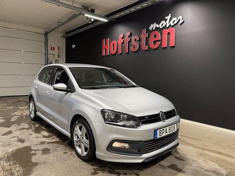 Silver Begagnad 2014 VW Polo Halvkombi | 79 900 kr (Marknadspris) - Bild 1/4