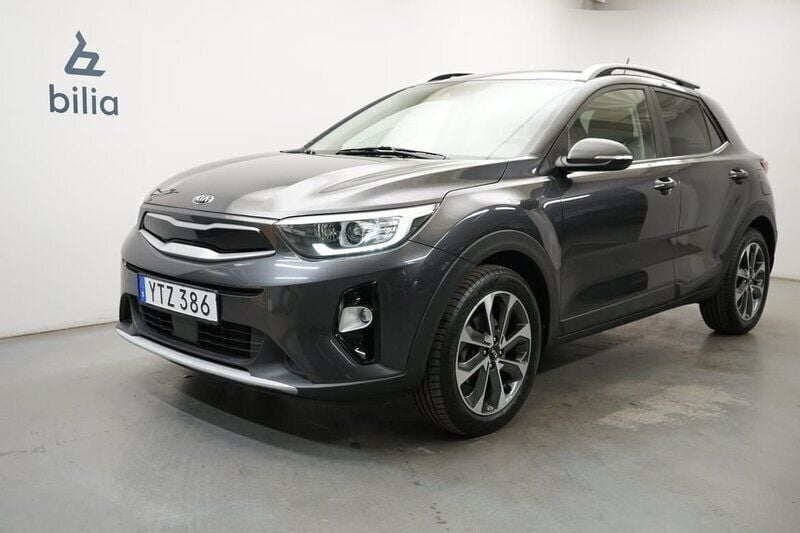 Grå Begagnad 2017 Kia Stonic Advance SUV | 139 900 kr (Marknadspris) - Bild 1/4