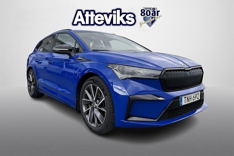 Blå Begagnad 2022 Skoda Enyaq iV SportLine SUV | 419 900 kr (Superpris) - Bild 1/4