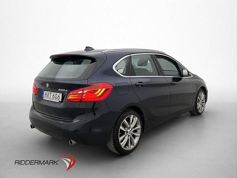 Begagnad BMW 220 Advantage 190 HK (139 kW) 2015 Blå Minibuss