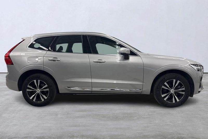 Begagnad Volvo XC60 Core 355 HK (261 kW) 2025 Silver SUV