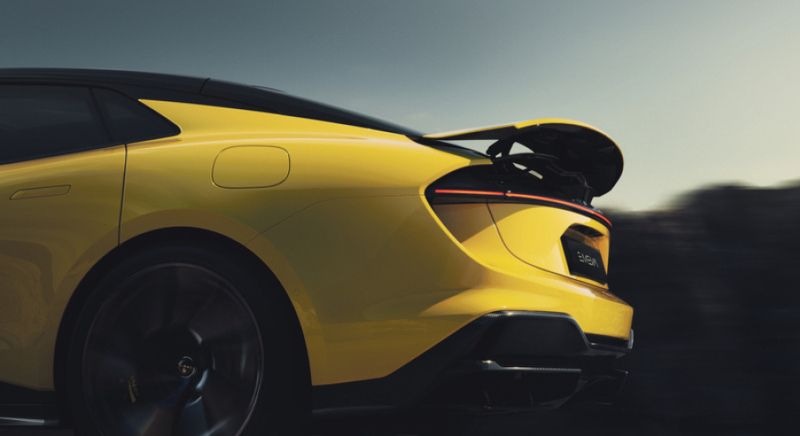 Begagnad Lotus Emeya 450 kW (612 HK) 2024 Halvkombi