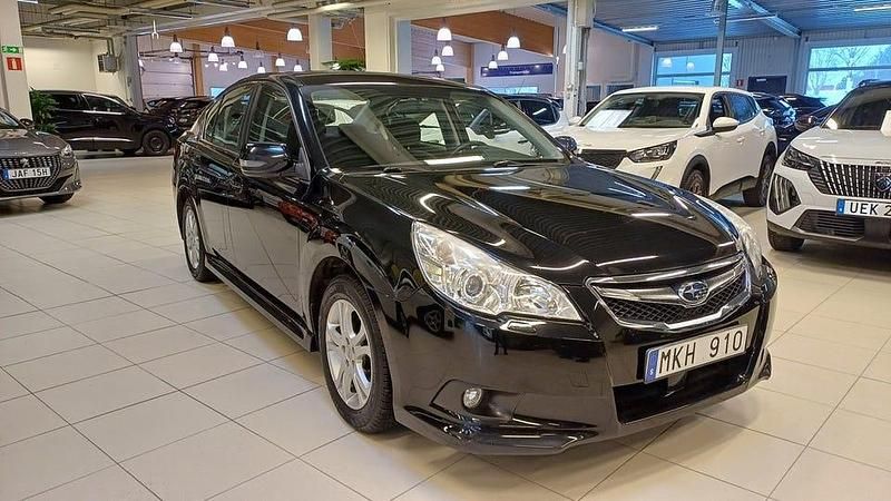 Begagnad Subaru Legacy 167 HK (122 kW) 2010 Svart Sedan