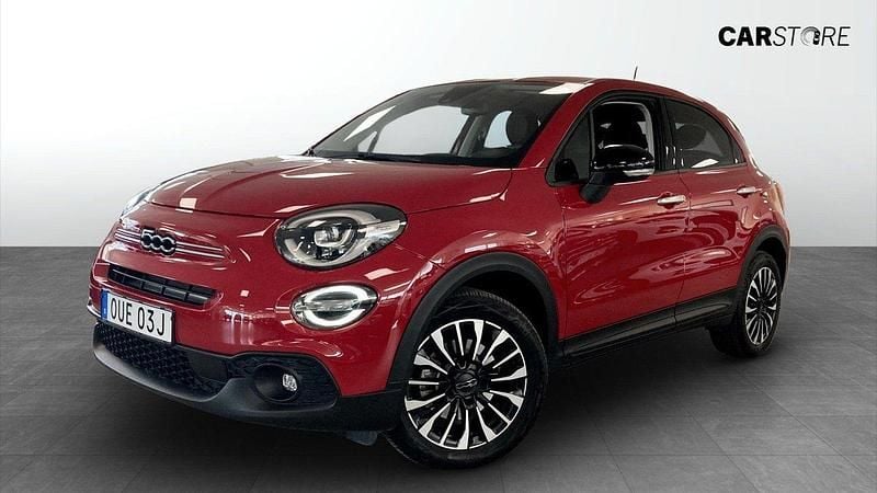 Röd (red) Begagnad 2023 Fiat 500X SUV | 214 900 kr - Bild 1/4