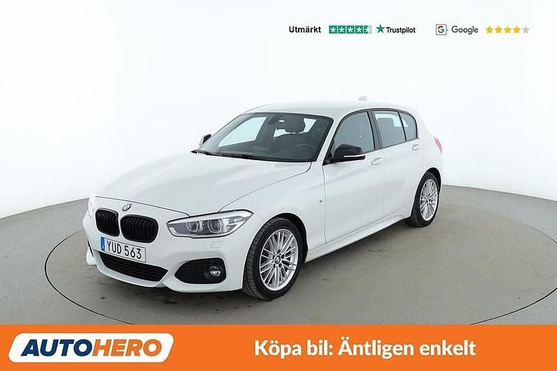 Vit Begagnad 2018 BMW 120 M Sport Halvkombi | 194 000 kr (Marknadspris) - Bild 1/4