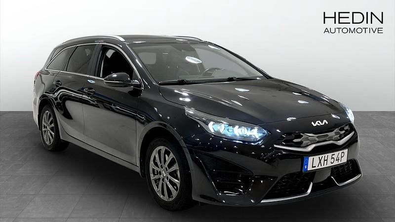 Begagnad Kia Ceed Sportswagon Advance 141 HK (103 kW) 2023 Svart Kombi