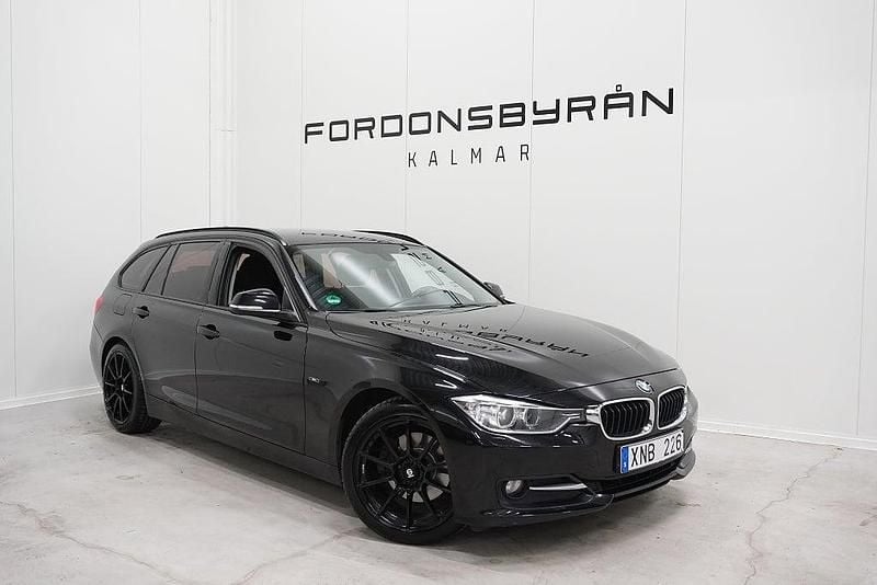 Svart Begagnad 2014 BMW 320 Sport Line Kombi | 109 800 kr (Bra pris) - Bild 1/4