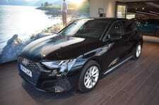 Svart (brilliantsvart) Begagnad 2022 Audi A3 Sportback Proline Halvkombi | 259 000 kr (Marknadspris) - Bild 1/4
