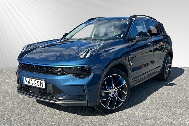 Blå Begagnad 2022 Lynk & Co 01 SUV | 309 900 kr (Lite dyr) - Bild 1/4