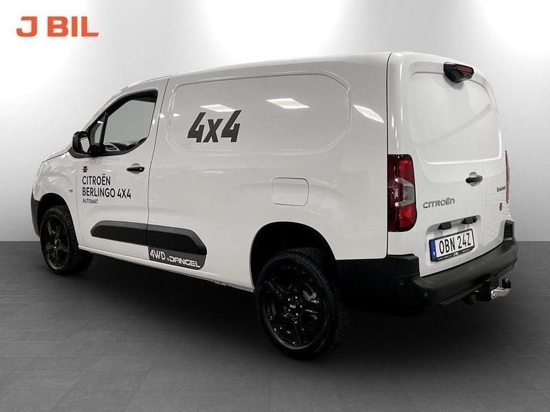 Begagnad Citroën Berlingo Business Class 131 HK (96 kW) 2025 Vit Minibuss