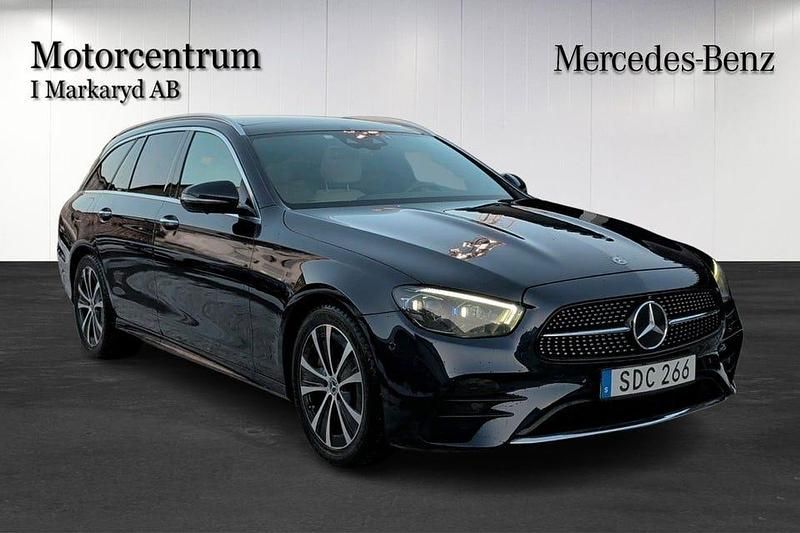 Begagnad Mercedes E400 AMG 330 HK (242 kW) 2020 Blå Kombi