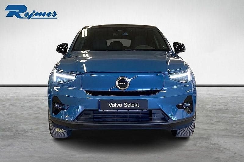 Begagnad Volvo EC40 Plus 185 kW (252 HK) 2024 Blå SUV