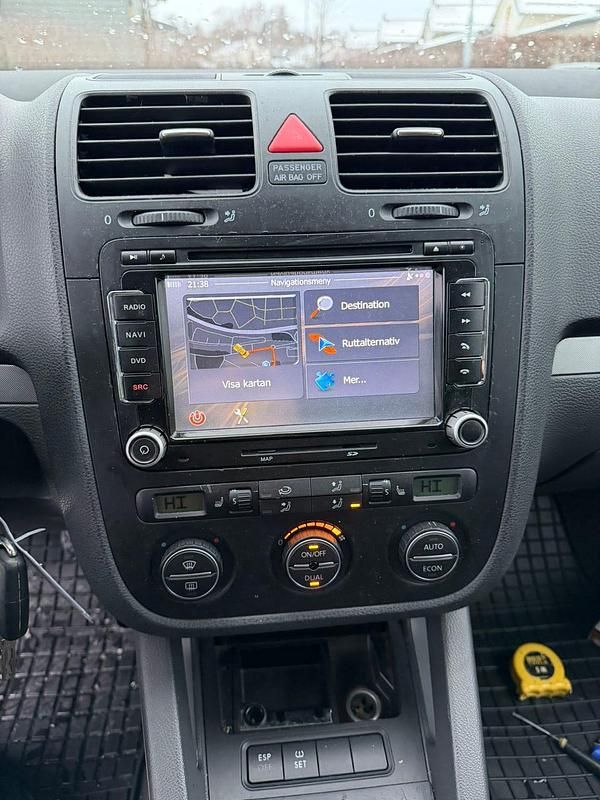 Begagnad VW Jetta 150 HK (110 kW) 2006 Sedan