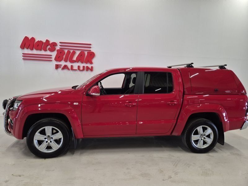 Röd Begagnad 2019 VW Amarok Highline Pickup | 309 900 kr (Marknadspris) - Bild 1/4