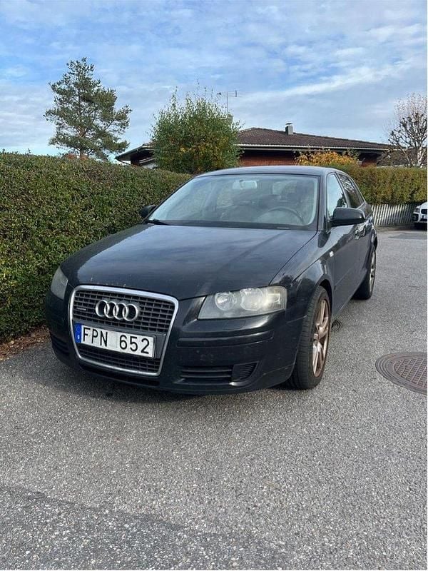 Svart Begagnad 2007 Audi A3 Sportback Halvkombi | 25 000 kr (Bra pris) - Bild 1/4