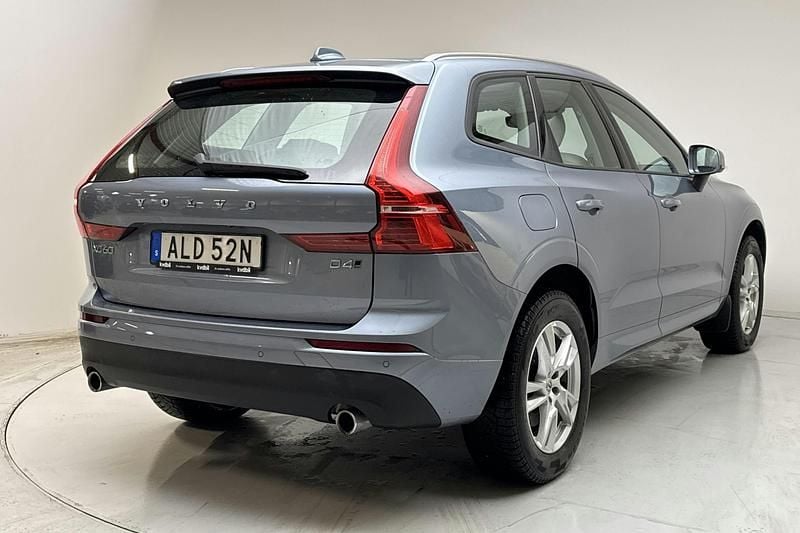 Begagnad Volvo XC60 Momentum 190 HK (139 kW) 2019 Ljusblå SUV