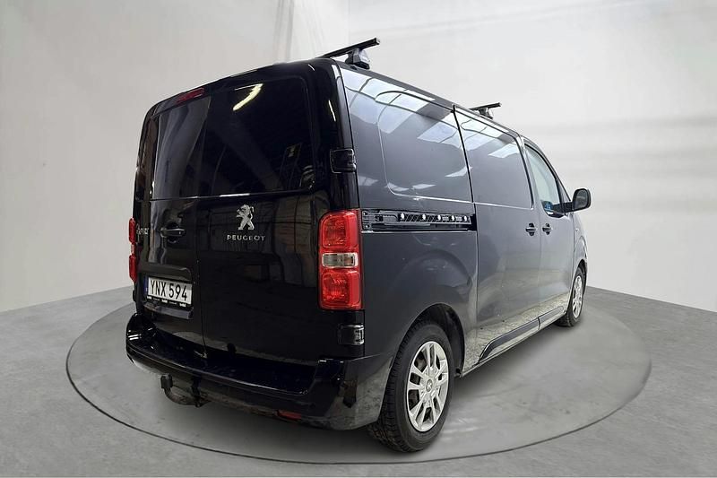 Begagnad Peugeot Expert 115 HK (84 kW) 2017 Van